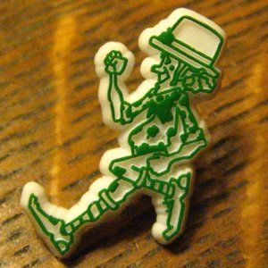 🍀 Lucky Leprechaun Vintage Lapel Pin